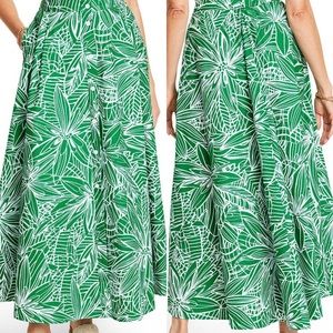 NWT Women's Linear Floral Print Maxi Skirt -
Tabitha Brown for Target Green M